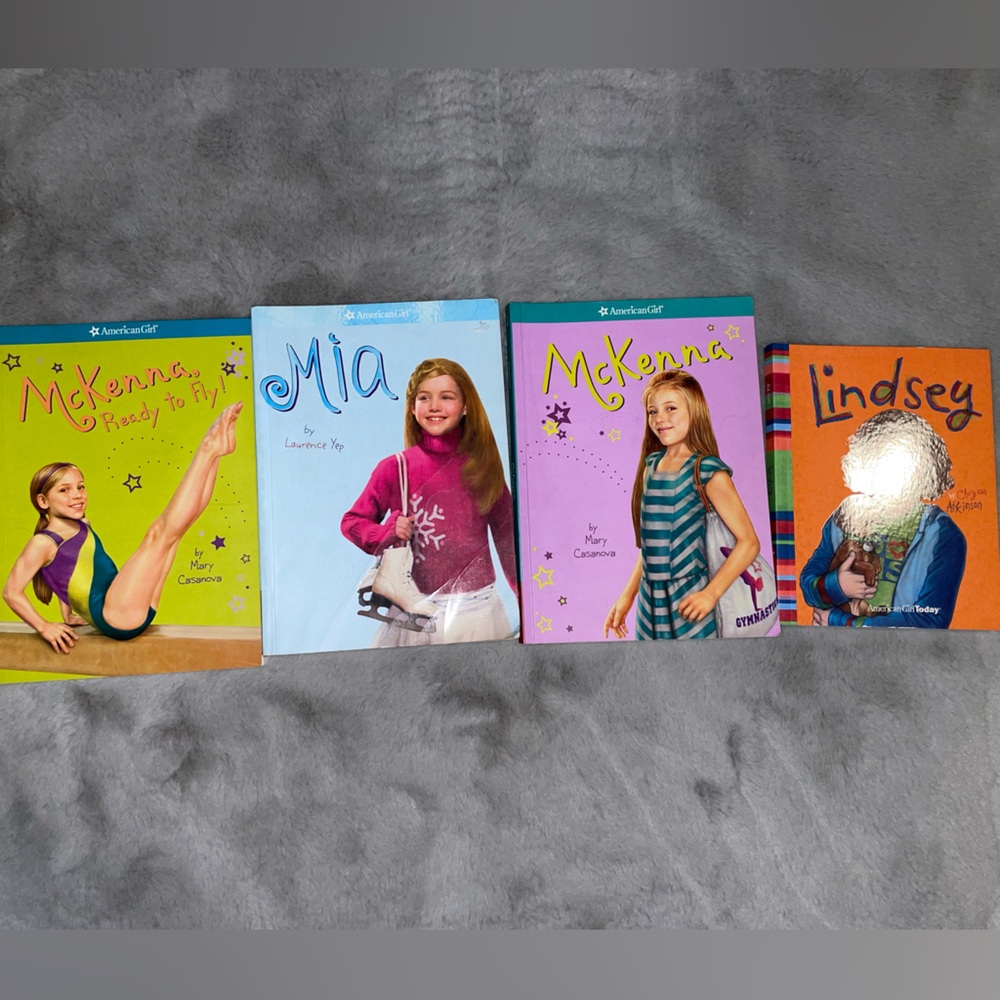 📚American Girl Book Set